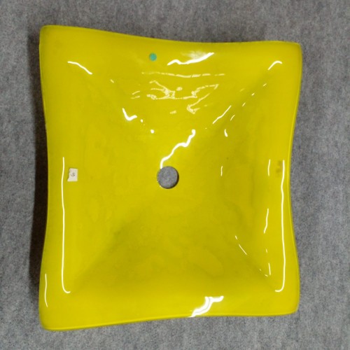 Cuba de vidro feita a mão Amarela Quadrada 52x52cm R$389,90 à vista